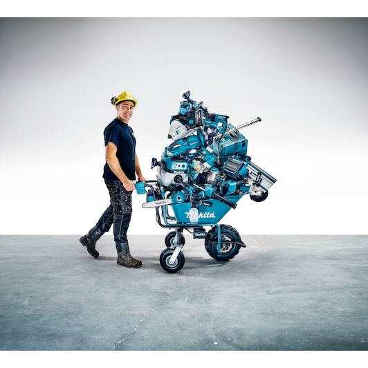 makita_dcu180z
