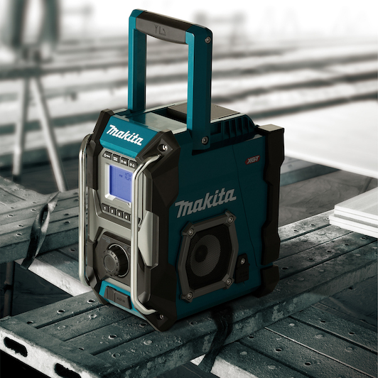 makita_mr001gz