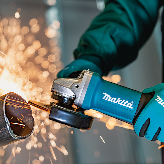makita_9558hpgy_6