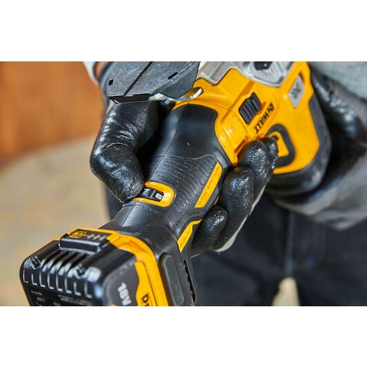 dewalt_dcs335n_xj