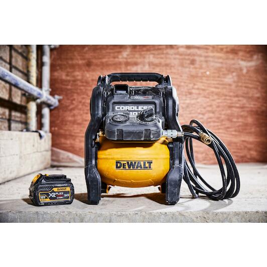 dewalt_dcc1054t2_qw