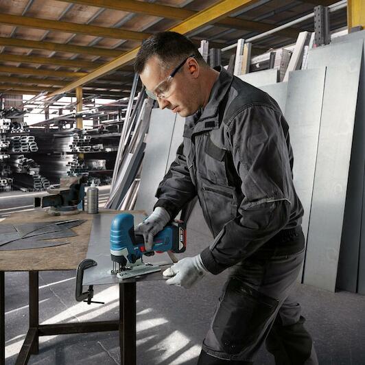 bosch_06015b2000_4