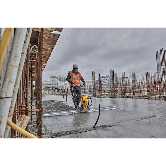 dewalt_dcps330n_xj_17