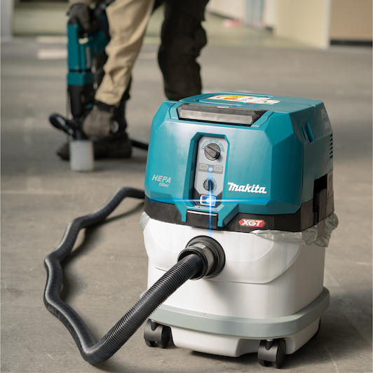 makita_vc004glz01_23