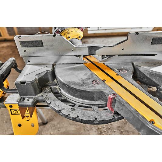 dewalt_dcs781n_xj