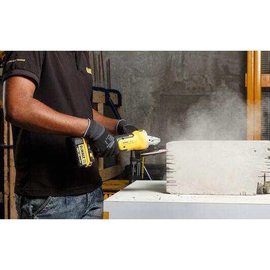 dewalt_dcg405p2_qw_15