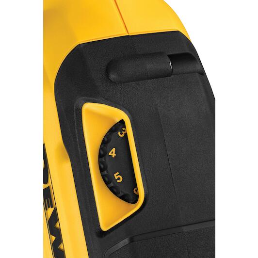 dewalt_dce800t2_qw