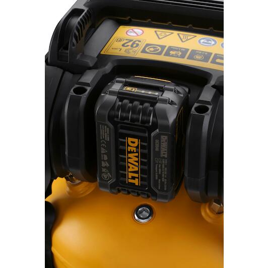 dewalt_dcc1054t2_qw