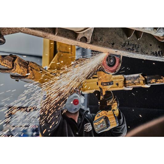 dewalt_dcg418x2_qw