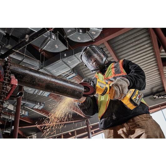 dewalt_dcg418nt_xj