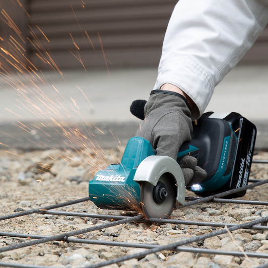 makita_dmc300rtj