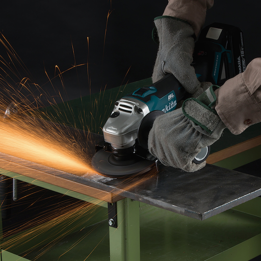 makita_dga506t1j_20