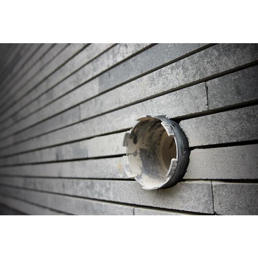 spit_654759