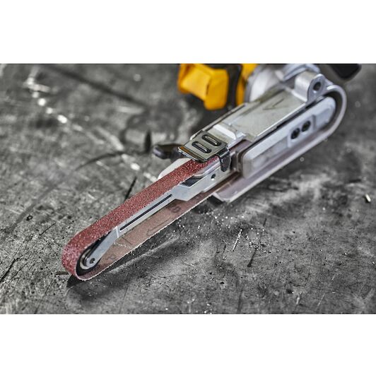 dewalt_dcm200nt_xj
