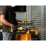 dewalt_dcg405p2_qw_17