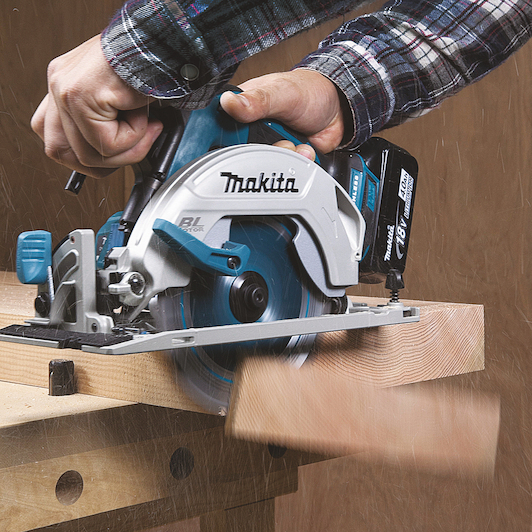 makita_dhs680t1j
