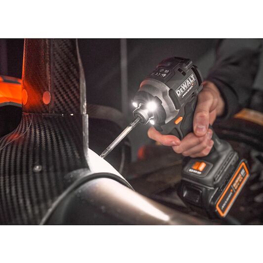 dewalt_dck200mp2t_qw_15
