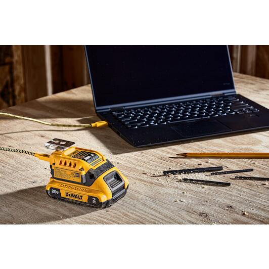 dewalt_dcb094k_qw