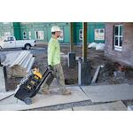 dewalt_dcb104_qw