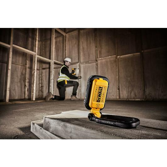 dewalt_dcl182_xj
