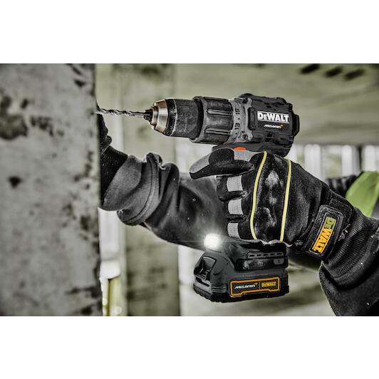 dewalt_dck200me2gt_qw