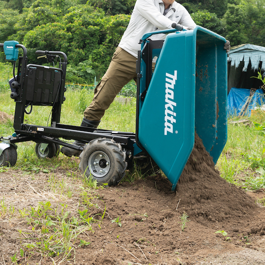 makita_dcu603z